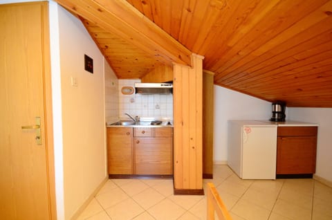 Apartments Ljiljana - Unit 51771-61