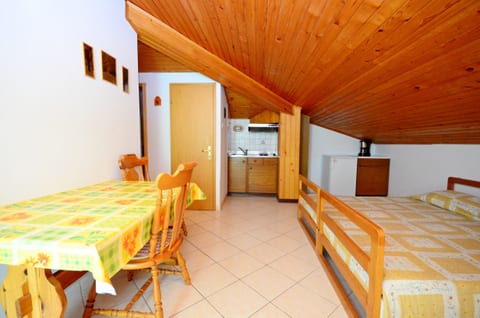 Apartments Ljiljana - Unit 51771-61