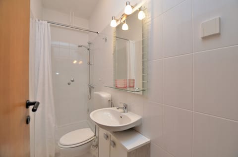 Apartments Ljiljana - Unit 51773-61