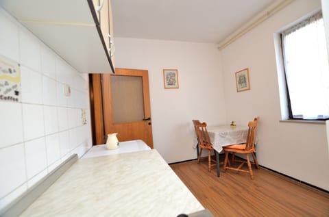 Apartments Ljiljana - Unit 51773-61