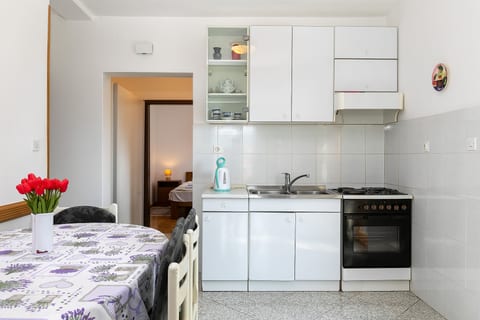 Apartments Josip - Unit 51789-61