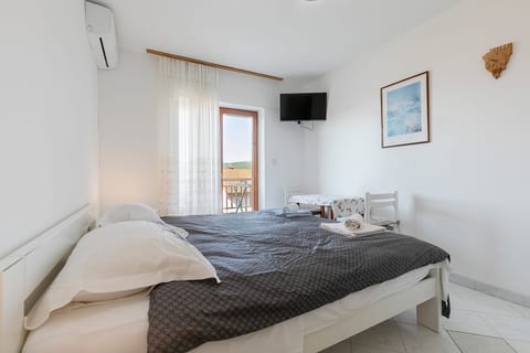 Apartments Josip - Unit 51791-61