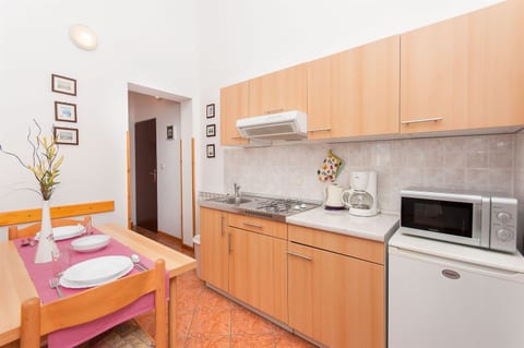 Apartments Luciana - Unit 52172-61