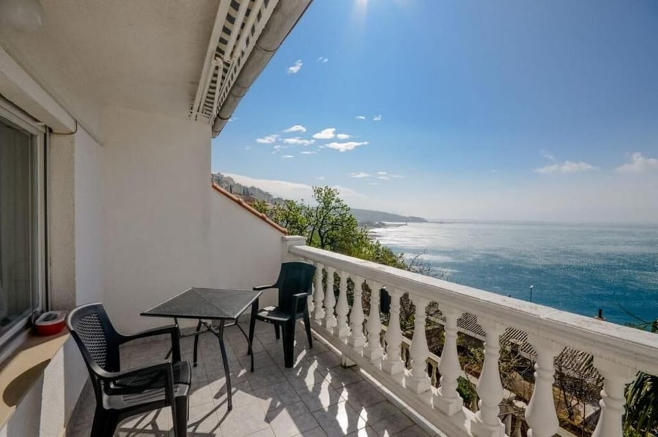 Apartments Lucia - Unit 52537-61