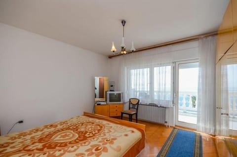 Apartments Lucia - Unit 52537-61
