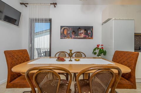 Apartment Dijana - Unit 52987-61