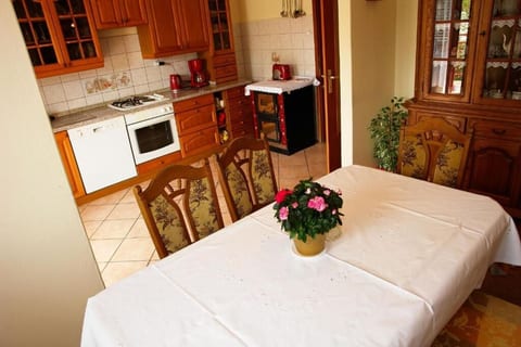 Apartments Nikolina - Unit 53048-61