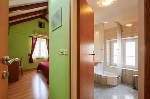 Apartment and Room Ivica - Unit 368531-12