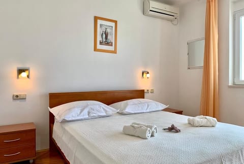 Apartments and Rooms Nikola - Unit 124784-15
