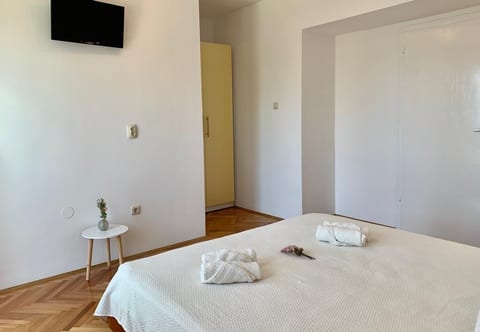 Apartments and Rooms Nikola - Unit 124784-15
