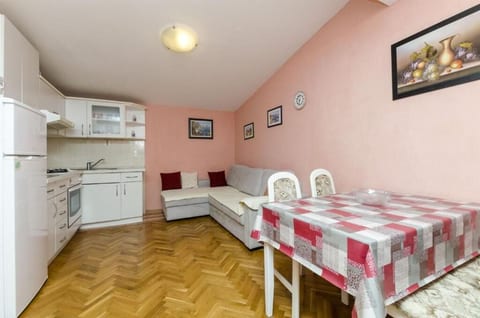 Apartments Juric - Unit 56369-15