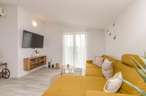 Apartment Tarle - Unit 180263-16