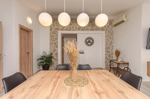 Apartment Tarle - Unit 180263-16