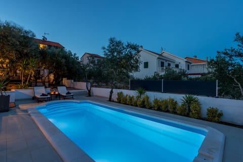 House Oliva - Unit 124822-15