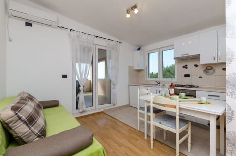 Apartments Siniša - Unit 125986-15