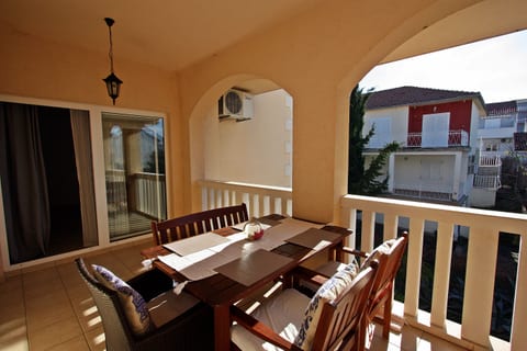 Apartments Mara - Unit 150706-15