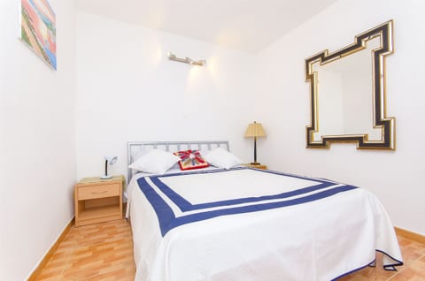 Apartments Rose - Unit 150810-15