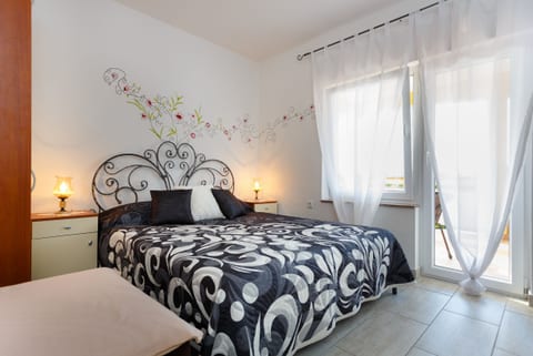 Apartments and Rooms Gordana - Unit 151051-15