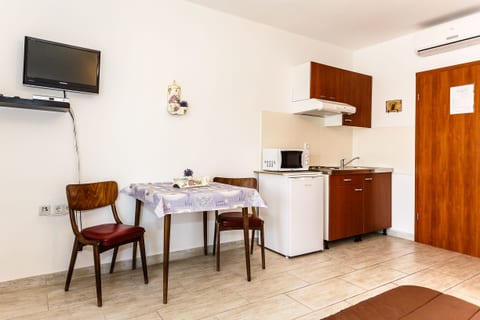 Apartments and Rooms Gordana - Unit 151051-15