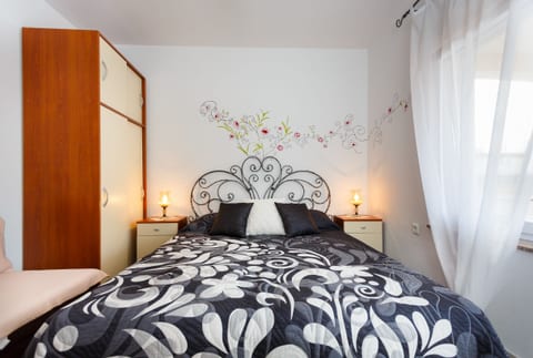 Apartments and Rooms Gordana - Unit 151051-15
