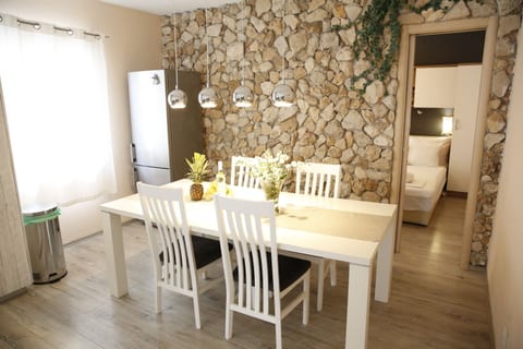 Apartment Tina - Unit 151350-15