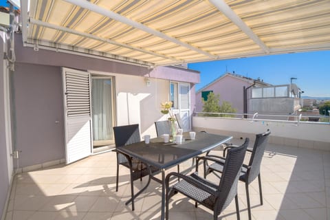 Apartment Ljubica - Unit 377944-13
