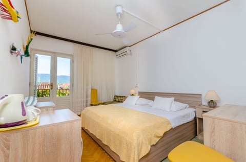 Apartments and Rooms Darinka - Unit 129392-5