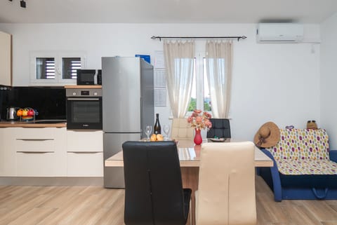 Apartments Hrvatić - Unit 151391-15