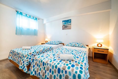 Apartments Hrvatić - Unit 375905-13