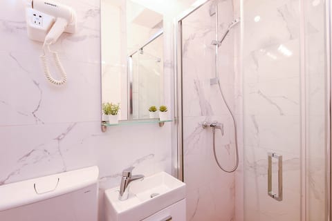 Apartments Lulak - Unit 208535-5