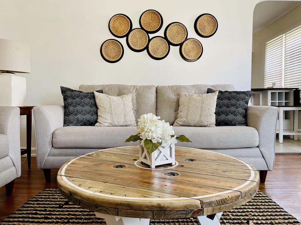 Heavensville Haven - One bedroom apartments - Evansville