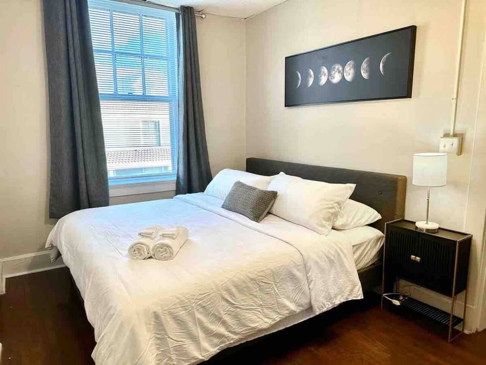 The Harrison G | KING 1BD/1BA Apt near Riverfront - Evansville