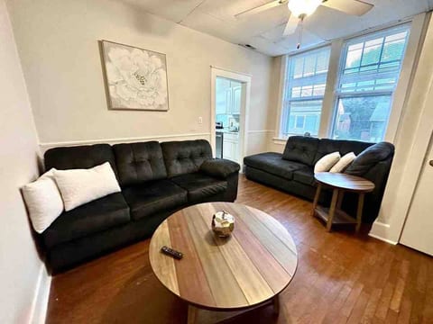 The Harrison G | KING 1BD/1BA Apt near Riverfront