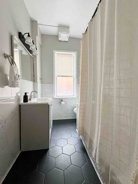 Cherry Street Retreat A | 2BD/1BA Apt near River