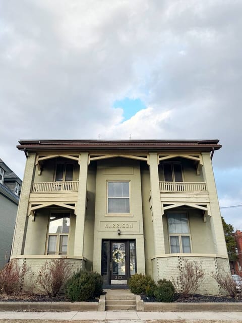 The Harrison B | KING 1BD/1BA Apt near Downtown