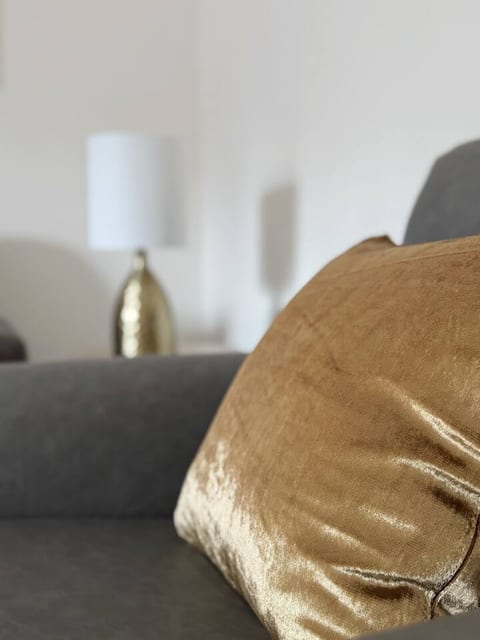 Cypress Suites 9A | KING 2BD/1BA Apt in Newburgh
