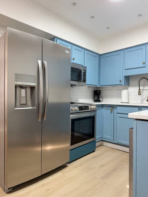 Cypress Suites 7A | KING 2BD/1BA Apt in Newburgh