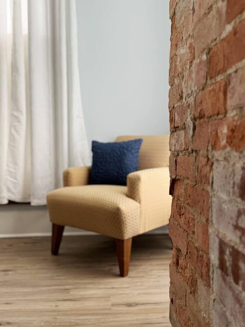Haynie's Home | 2BD/1BA Stylish Apt in Home