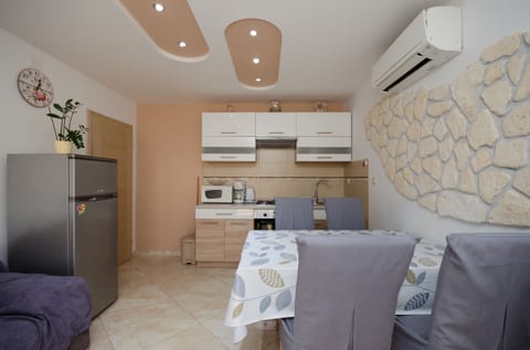 Apartments Mirjana - Unit 180168-16