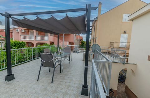 Apartments Holiday near beach - Unit 206377-16