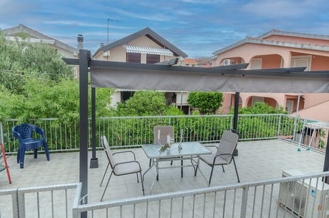 Apartments Holiday near beach - Unit 206377-16