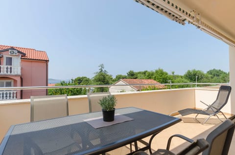 Apartments Holiday near beach - Unit 206378-16