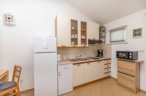 Apartments Holiday near beach - Unit 206378-16