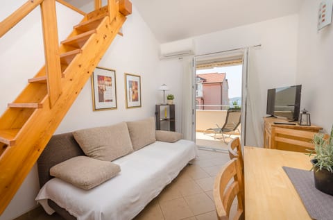Apartments Holiday near beach - Unit 206378-16