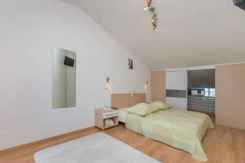 Apartments Mia - Unit 206826-16