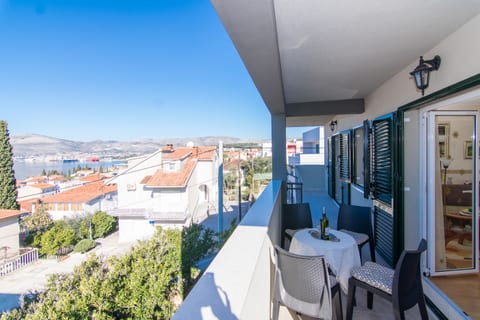 Apartment MM - Unit 206674-16