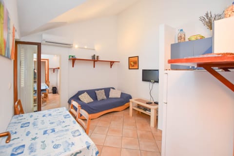 Apartments Taya - Unit 202840-5
