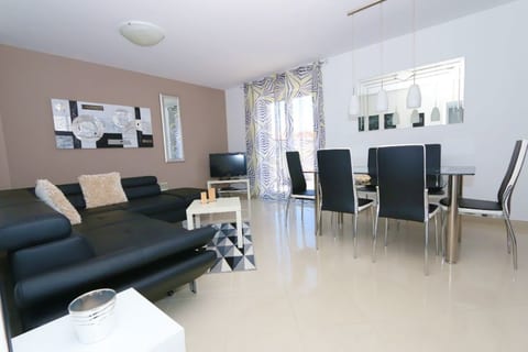 Apartments Škoda II - Unit 206452-16