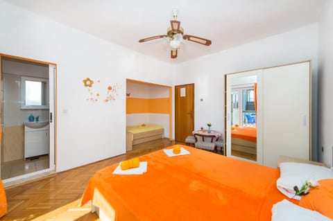 Apartments Ostrog - Unit 204934-5