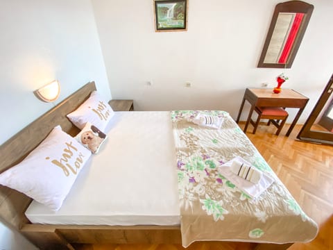 Apartments Ostrog - Unit 204935-5